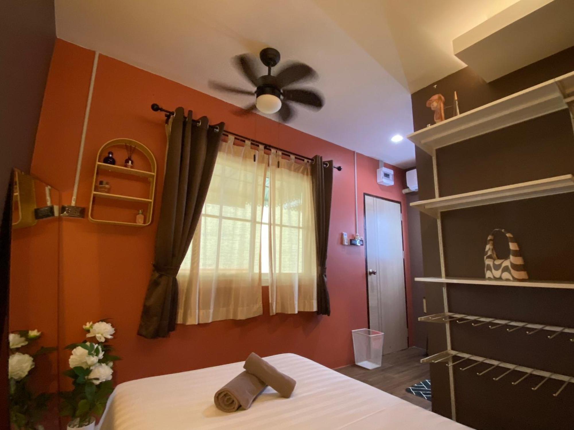 Varietyd-dayhostel Vandrarhem Hua Hin